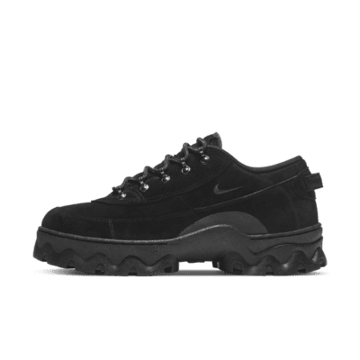 nike low boot