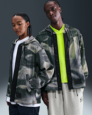 Nike x Stüssy｜這款迷彩外套在主體－运动品牌专卖