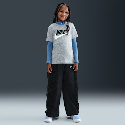 Nike Sportswear Older Kids' T-Shirt
