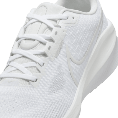 Tenis de correr en pavimento para hombre Nike Vomero 17