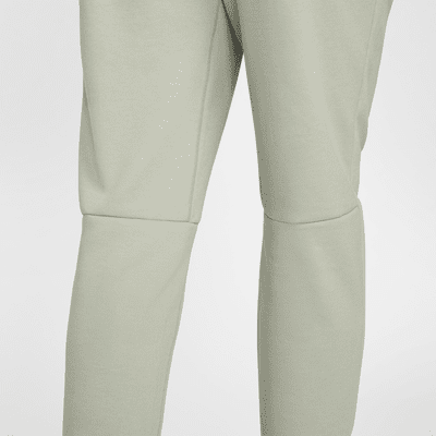 Pants Dri-FIT entallados versátiles con protección UV para hombre Nike Primary