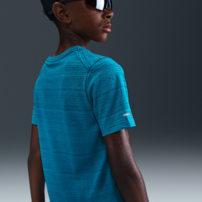 Nike Dri-FIT Miler Older Kids' (Boys') Training Top
