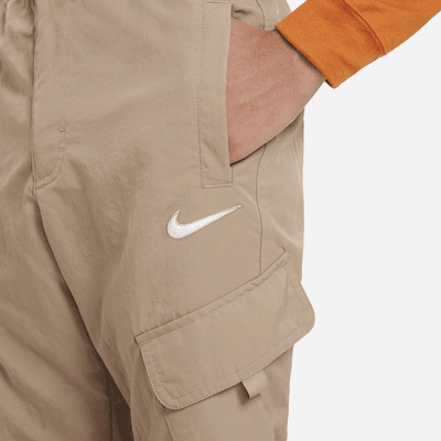 Nike Outdoor Play Big Kids' Woven Cargo Pants. Nike.com