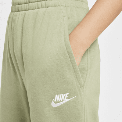 Pants holgados para niños talla grande Nike Sportswear Club Fleece