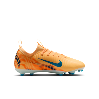 รองเท้าสตั๊ดฟุตบอลไม่หุ้มข้อเด็กโตสำหรับหลายพื้นผิว Nike Jr. Mercurial Vapor 16 Academy "Kylian Mbappé"
