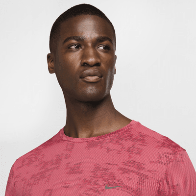 Haut de running à manches courtes Nike Running Division Dri-FIT ADV pour homme