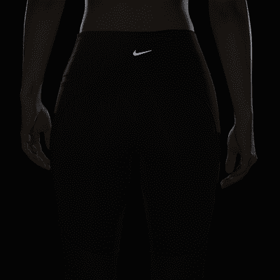 Nike Fast Women's Mid-Rise 7/8 Running Leggings with Pockets