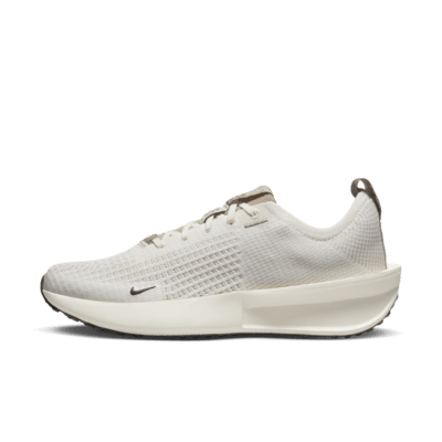 Nike Interact Run Women's Road Running Shoes