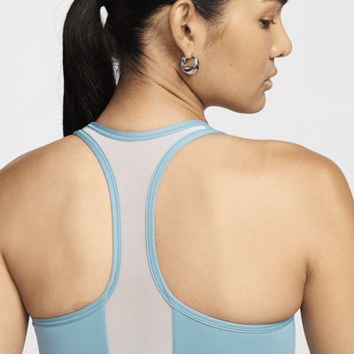 Nike Swoosh Front Zip Women's Medium-Support Padded Sports Bra