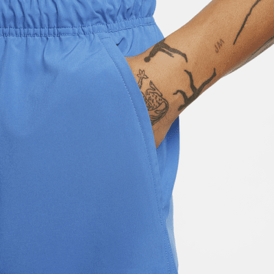 Shorts versátiles sin forro Dri-FIT de 13 cm para hombre Nike Unlimited