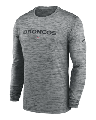 Denver Broncos Sideline Men's Nike Dri-FIT NFL Long-Sleeve Hooded Top.