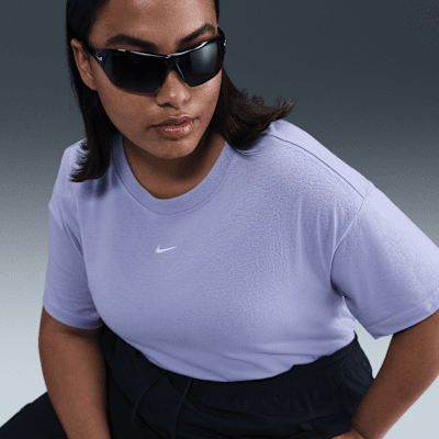 Nike Sportswear Essential Women's T-Shirt (Plus Size)