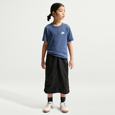 Nike Sportswear Older Kids' T-Shirt