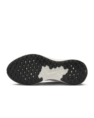 Nike Revolution 7