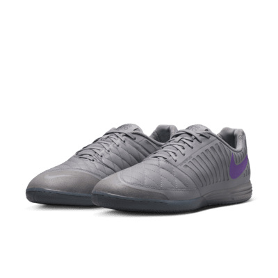 Tenis de fútbol de corte low para cancha cubierta Nike Lunargato II