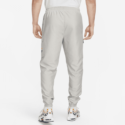 Nike Sportswear Men's Woven Cargo Trousers. Nike UK