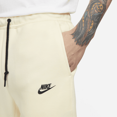 Nike Sportswear Tech Fleece férfi szabadidőnadrág