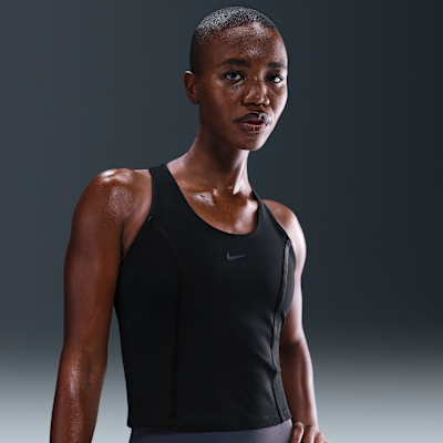 Nike One Fitted Women's Dri-FIT Tank Top