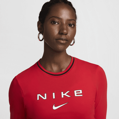 Playera de manga larga con gráfico cropped y entallada para mujer Nike Sportswear Chill Knit