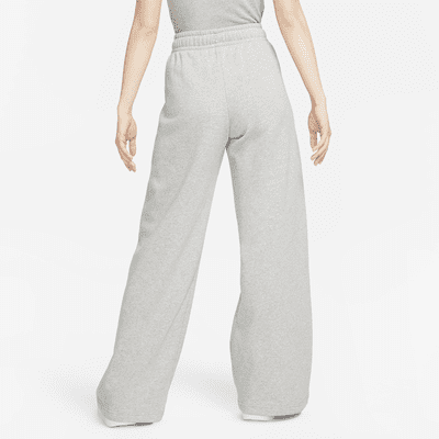 Nike Sportswear Club Fleece Women's Mid-Rise Wide-Leg Sweatpants