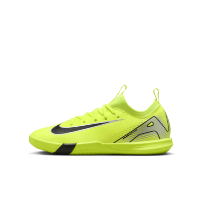 Nike Jr. Mercurial Vapor 16 Academy IC Düşük Bilekli Küçük/Genç Çocuk Kramponu