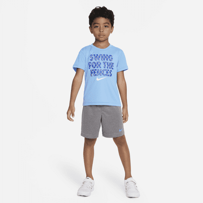 Conjunto de playera y shorts Verbiage para niños preescolar Nike. Nike.com