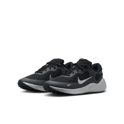 Nike Revolution 7 SE Big Kids' Running Shoes