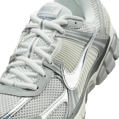 Nike Zoom Vomero 5 Men's Shoes