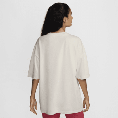 Playera Nike Sportswear Essential oversized para mujer