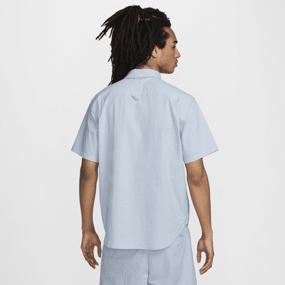 Chemise à manches courtes et boutons Nike Life en seersucker pour homme