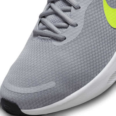 Tenis para correr en pavimento para hombre Nike Revolution 7