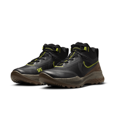 Tenis para el aire libre Elite para hombre Nike React SFB Carbon