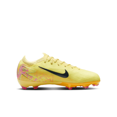 Nike Jr. Mercurial Vapor 16 Pro 'Kylian Mbappé' low-top voetbalschoenen voor kids (stevige ondergrond)