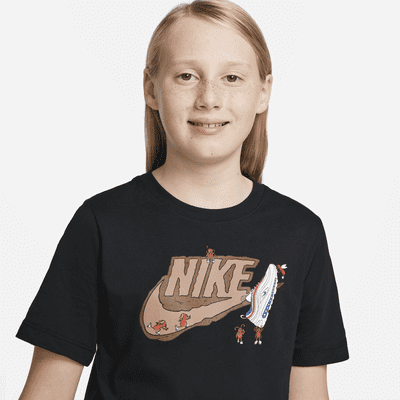 Nike Sportswear Big Kids' (Boys') T-Shirt