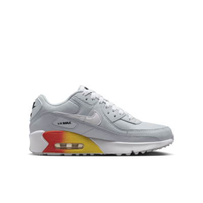 Nike Air Max 90 Older Kids' Shoe