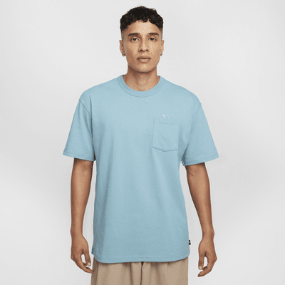 Nike Sportswear Premium Essentials Men's Pocket T-Shirt