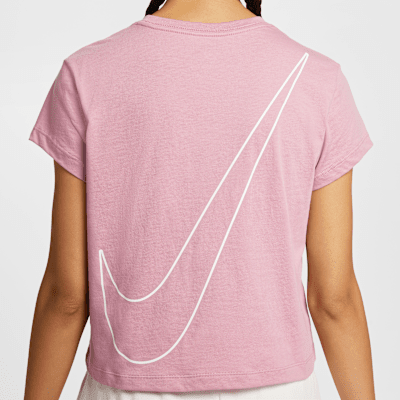 ナイキ スポーツウェア クラブ ウィメンズ ショートスリーブ クロップド　グラフィック Tシャツ