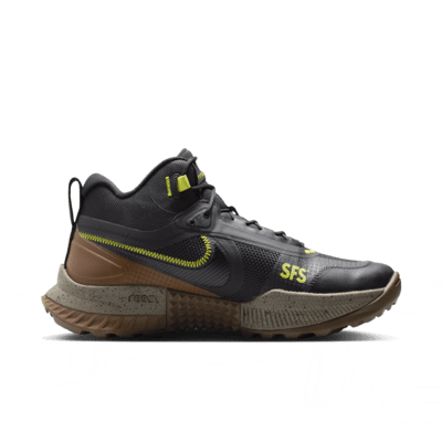 Tenis para el aire libre Elite para hombre Nike React SFB Carbon