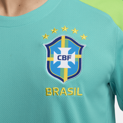 Playera de fútbol de manga corta de tejido Knit Nike Dri-FIT para hombre Brazil Strike