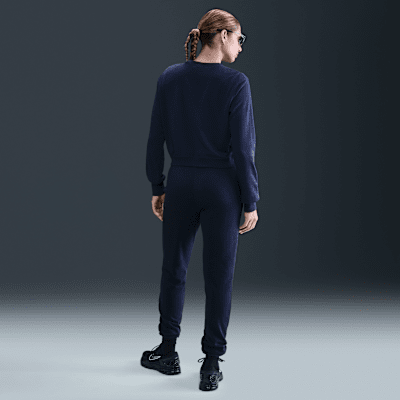 Nike Sportswear Chill Terry Women's Crew-Neck French Terry Sweatshirt