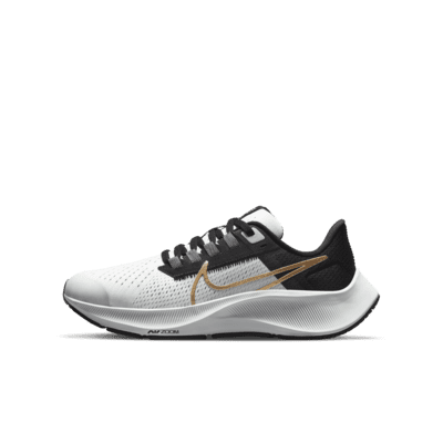 รองเท้าวิ่งโร้ดรันนิ่งเด็กเล็ก/เด็กโต Nike Air Zoom Pegasus 38