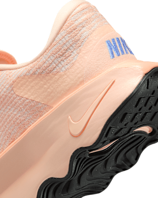 Nike Motiva SE