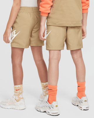 Nike Sportswear Club