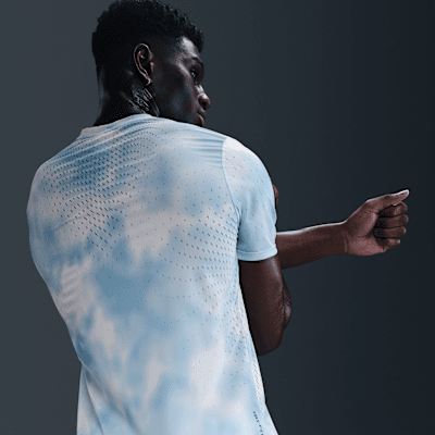 Nike Running Division Breathe Playera de correr de manga corta Dri-FIT ADV para hombre