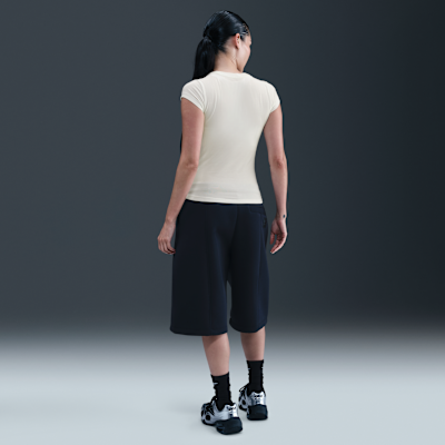 Nike Sportswear Women's Tight Short-Sleeve Graphic T-Shirt