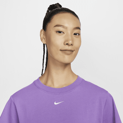 เสื้อยืดผู้หญิง Nike Sportswear