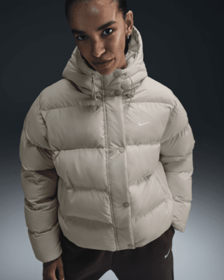 Женская куртка Nike Sportswear Metro Puffer Therma-FIT Loose Hooded