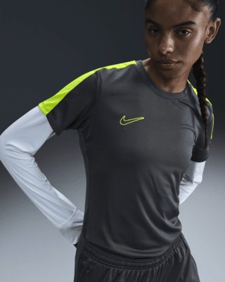 Женские шорты Nike Dri-FIT Academy Short-Sleeve Soccer Top