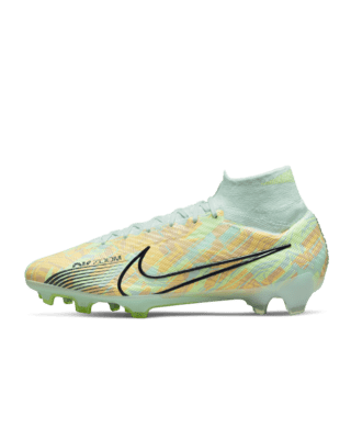 the latest nike boots