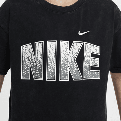 Nike Sportswear Older Kids' T-Shirt